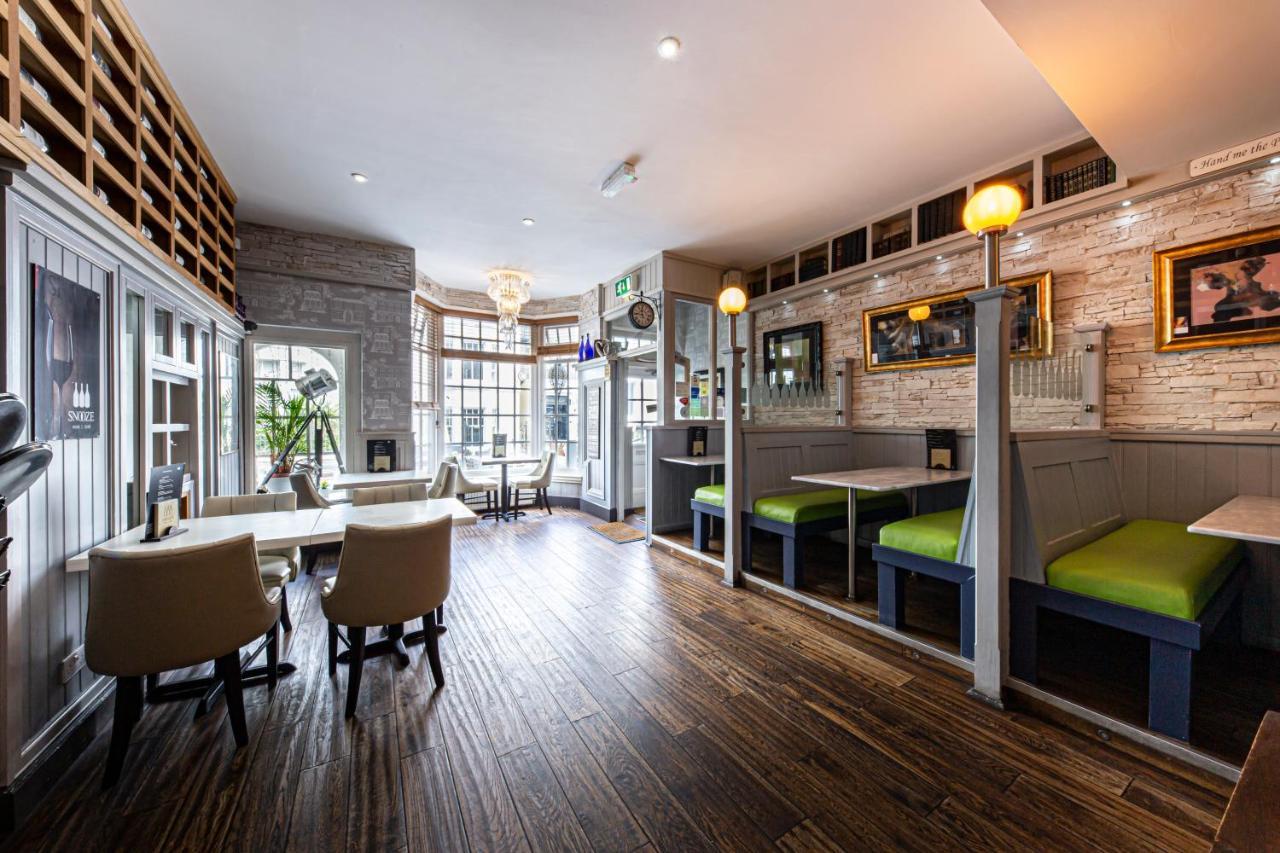 Snooze Bed & Breakfast Llandudno Bagian luar foto